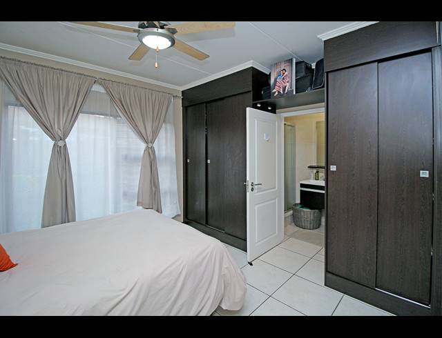 2 BEDROOM APARTMENT FOR SALE IN GREENSTONE HILL